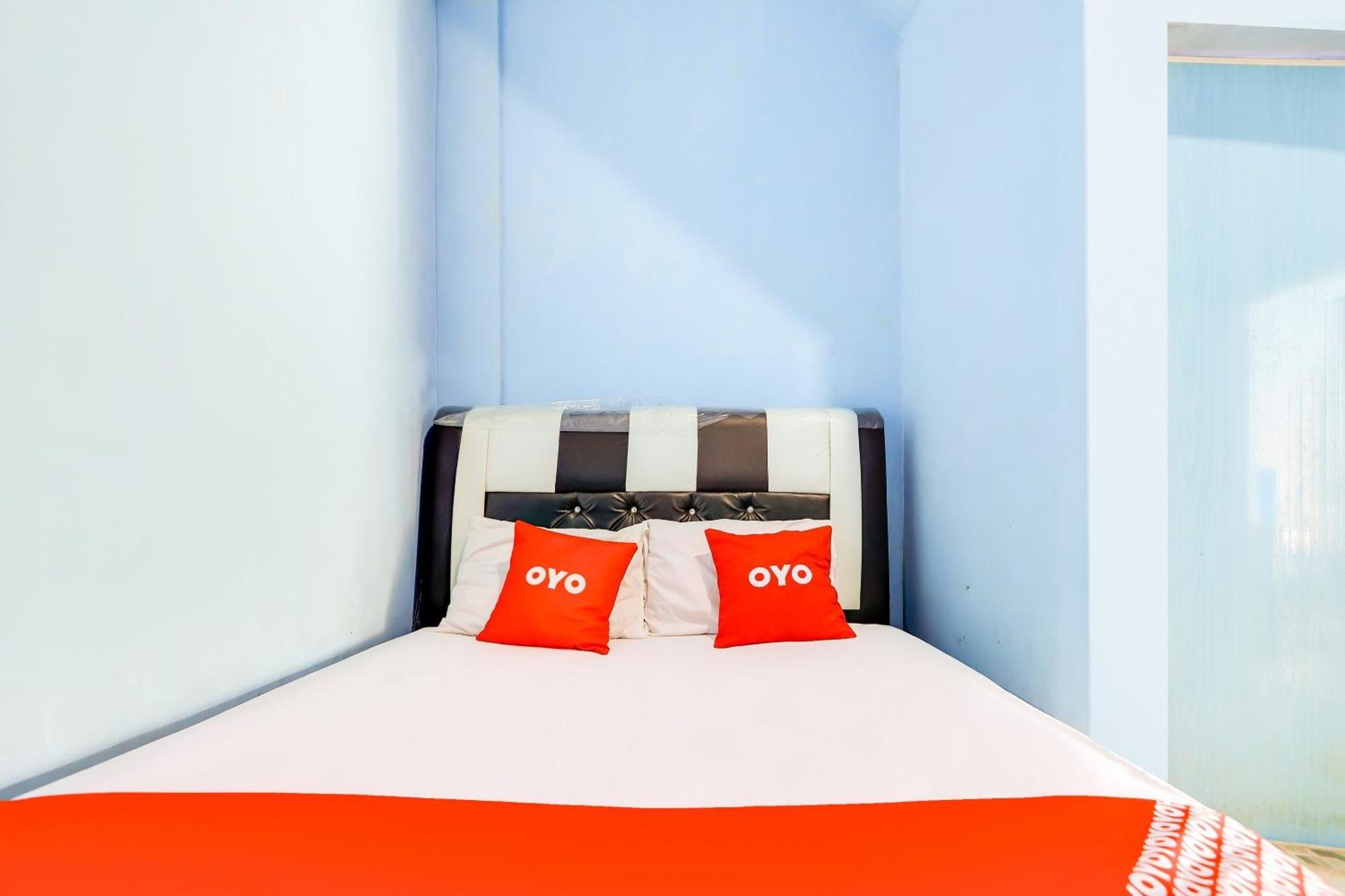 Oyo 90009 Faster Inn 1 棉兰 外观 照片